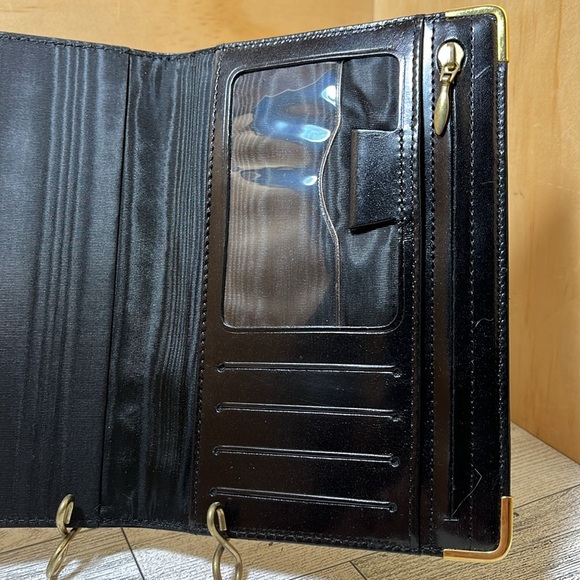 Vintage Deluxe Black Leather Passport Wallet - Picture 4 of 10